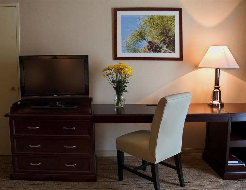 Sheraton Raleigh Hotel Zewnętrze zdjęcie